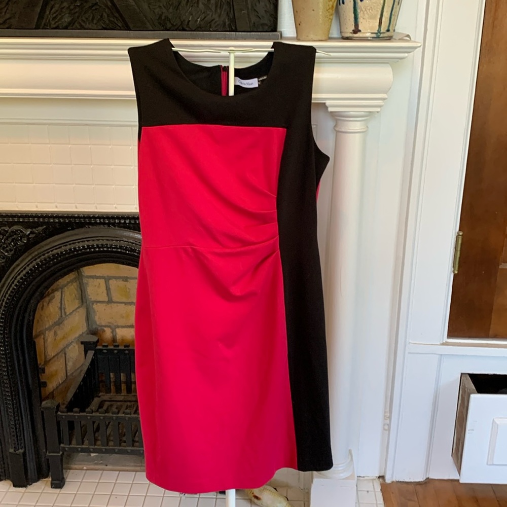 Calvin Klein front ruched dress. Worn about 3x. 99 retail